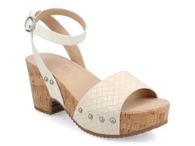 Journee Vanessa Platform Sandal In Brown