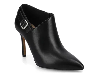 Journee Vondra Bootie In Black