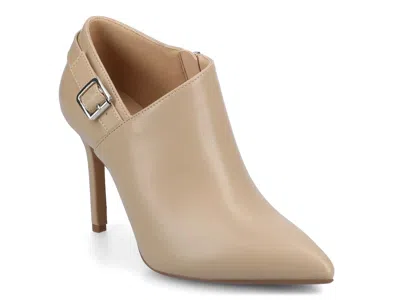 Journee Vondra Bootie In Neutral