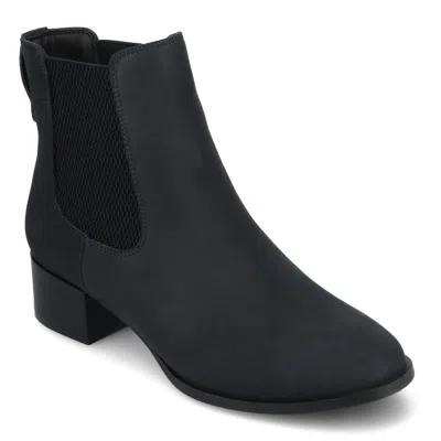 Journee Women & Apos;s Chayse Booties In Black