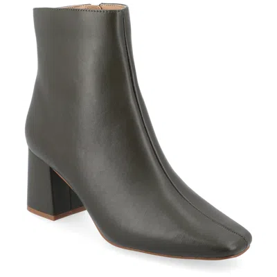 Journee Women & Apos;s Haylinn Medium And Wide Width Booties In Black