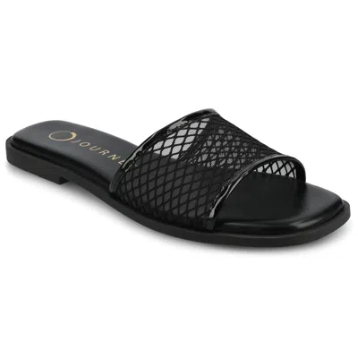 Journee Women's Breckley Flat Sandals In Black