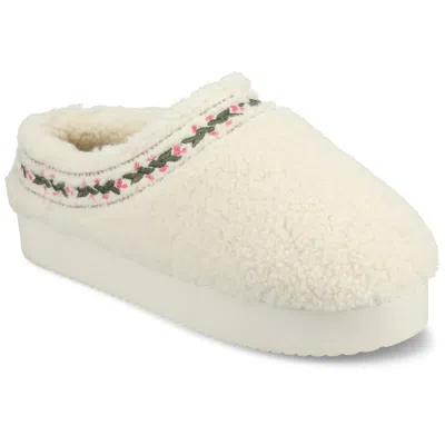 Journee Women's Pallmer Slippers In White