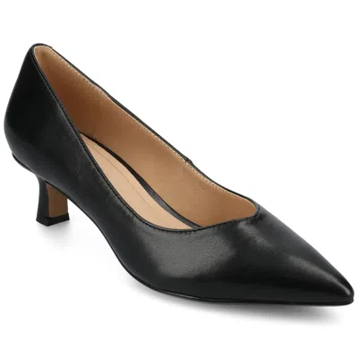 Journee Women's Pammie Medium And Wide Width Pumps In Black