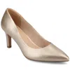Journee Women's Pammie Medium And Wide Width Pumps In White