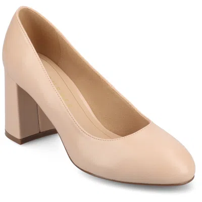 Journee Women's Seraphina Pumps In Gold