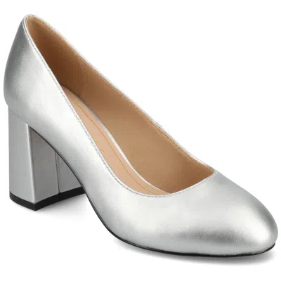 Journee Women's Seraphina Pumps In Silver