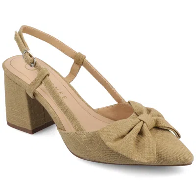 Journee Women's Tailynn Medium And Wide Width Pumps In Gold