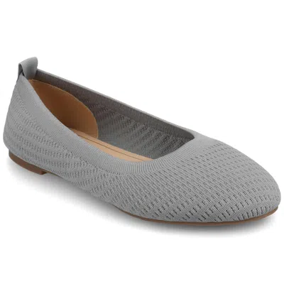 Journee Women's Wide Width Maryann Dress Flats In Gray