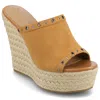 Journee Women's Yari Espadrille Wedge Sandals In Green