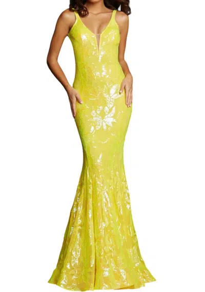 Jovani Plunging Neckline Fitted Party Dress In Yellow