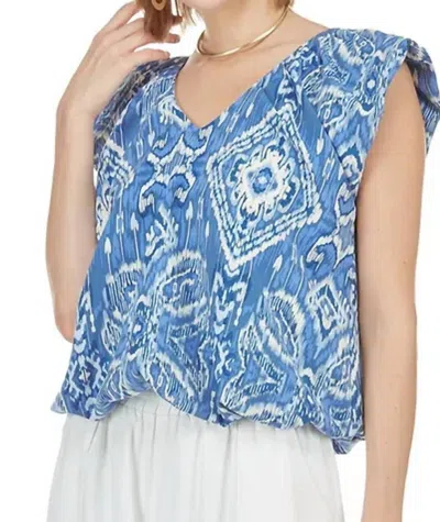 Joy Joy Ikat V-neck Top In Blurred In Multi
