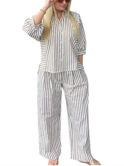 Joy Joy Pleated Stripe Culottes Pants In Brown In White