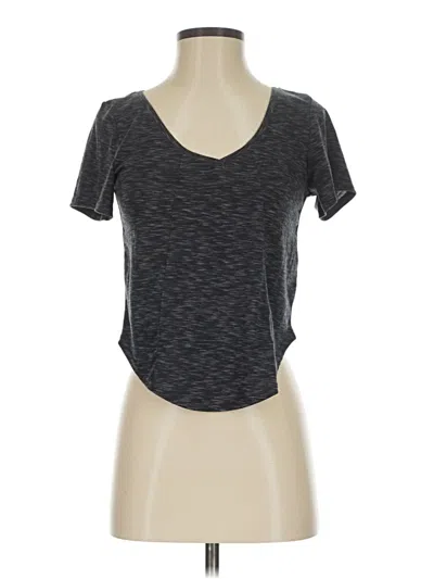 Pre-owned Joylab Active T-shirt In Gray