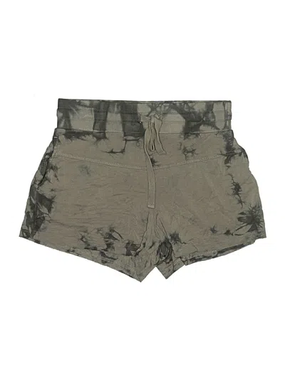 Pre-owned Joylab Khaki Shorts In Green