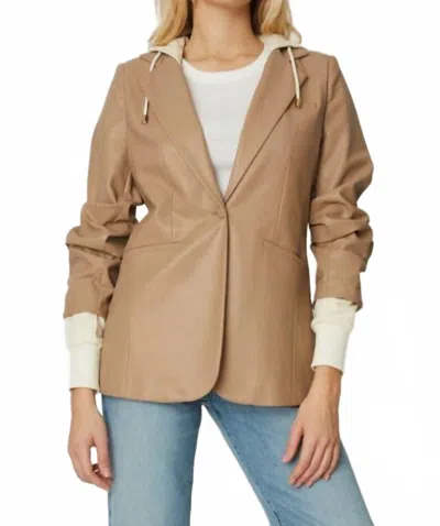 Js71 Denise Jacket In Tan Cream In Brown