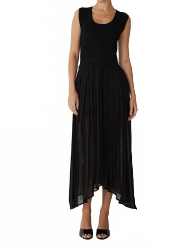 Js71 Selima Dress In Black