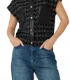 Js71 Tyson Button Down Vest In Black/silver In Black