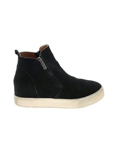 Pre-owned J/slides Ankle Boots In Black