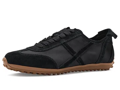 J/slides Emily In Black