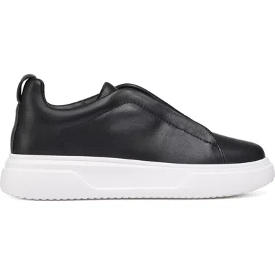 Jslides Footwear Finn Sneaker In Black
