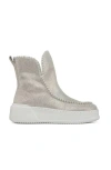 Jslides Footwear Jaja Sneaker In Metallic Light Gold