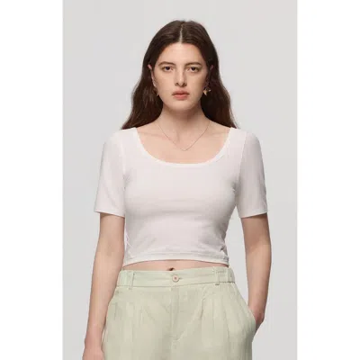 Juana Classics Squareneck T-shirt In White