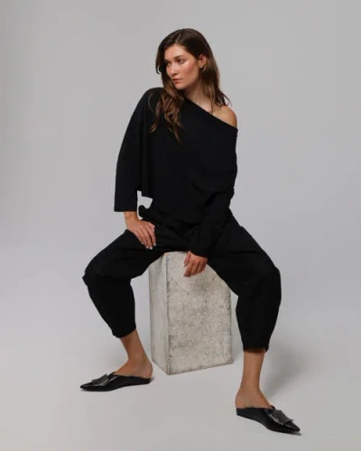 Juana Hemp Essentials Off The Shoulder Top In Black