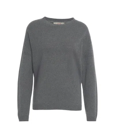 Jucca Cashmere Sweater With Classic Crew Neck And Ribbed Detail In Gray