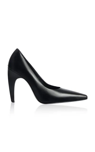 Jude Fame Leather Pumps In Black