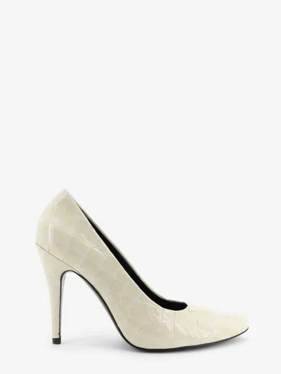 Jude Jerry Leather Décolleté With Croco Motif In Beige