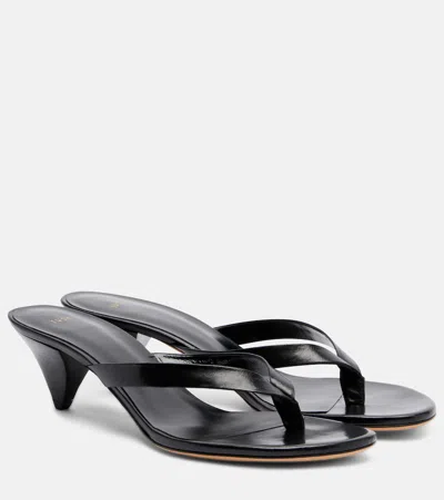 Jude Rooty Leather Thong Sandals In Black