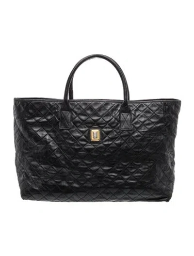 Pre-owned Judith Leiber Leather Top Handle Bag In Black