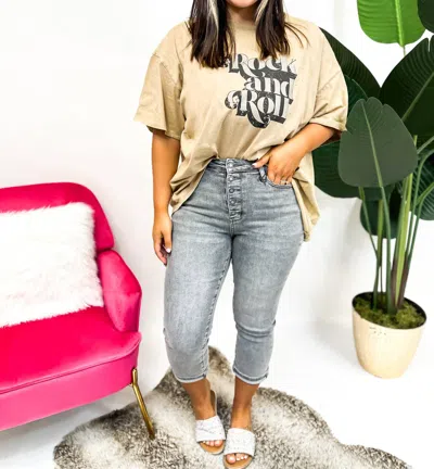 Judy Blue Capri Jeans In Skies Are Grey In Gray