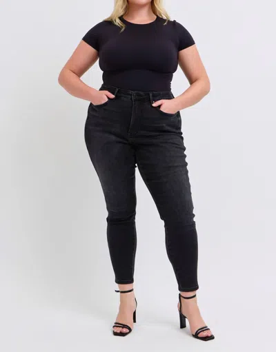 Judy Blue City Heights Skinny Jeans - Plus In Black