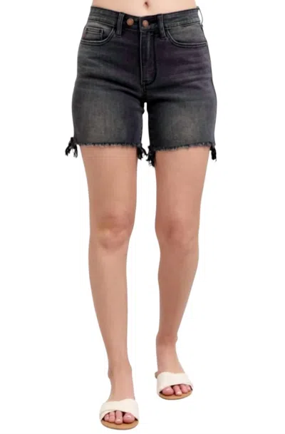 JUDY BLUE CUT OFF 2 BUTTON DAD SHORTS IN BLACK