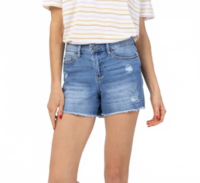 Judy Blue Darling Days Shorts In Med Wash In Blue