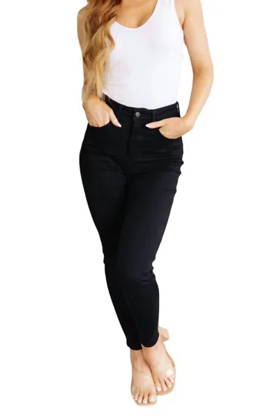 Judy Blue High Rise Control Top Classic Skinny Jeans In Black