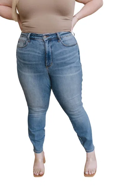Judy Blue High Rise Control Top Shield Pocket Skinny Jeans In Medium Wash In Multi