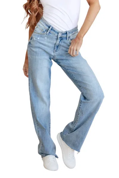 Judy Blue High Rise V Front Waistband Straight Jeans In Light Wash In Blue