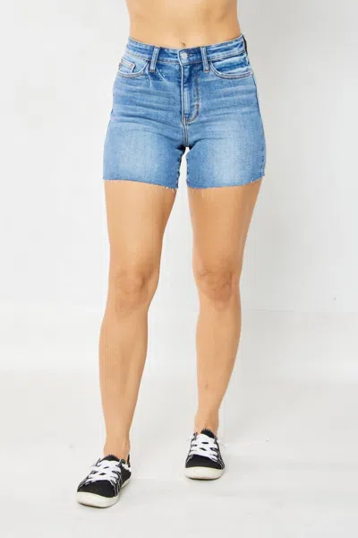 Judy Blue High Waist Shorts In Medium Wash In Blue