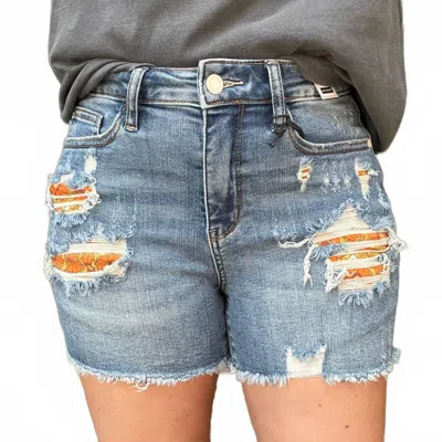 Judy Blue High Waisted Printed Lining Denim Shorts In Medium Wash In Blue