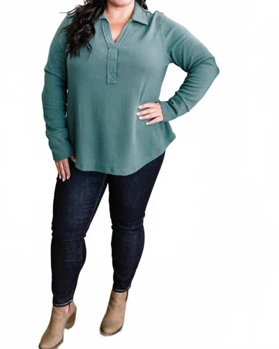 Judy Blue High Waisted Straight Leg Mom Jeans In Blue In Green