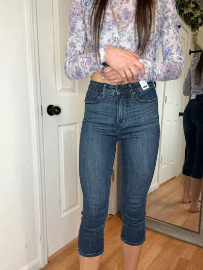 Judy Blue Jillie Denim Capri Jeans In Blue