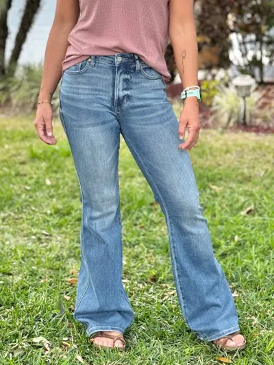 Judy Blue Kendrick Flare Jeans In Blue
