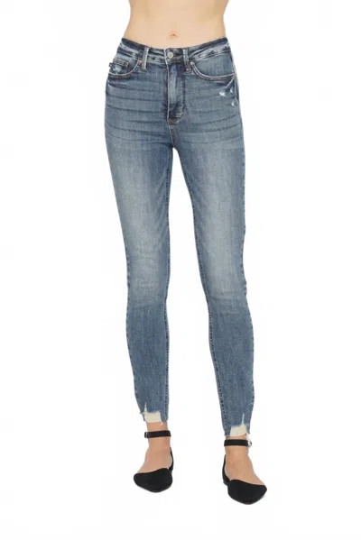 Judy Blue Laura Tummy Control Jeans In Medium Wash