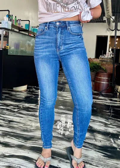 Judy Blue Lillian Tummy Control Skinny Jeans In Blue