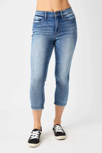 Judy Blue Mid-rise Contrast Wash Skinny Capri In Medium Wash In Multi