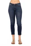 Judy Blue Mid Rise Cropped Relaxed Fit Jeans In Blue In Blue