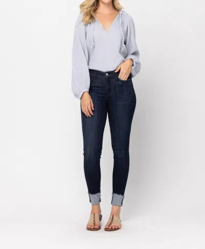Judy Blue Mid Rise Cuffed Skinny Jeans In Dark Wash In Blue